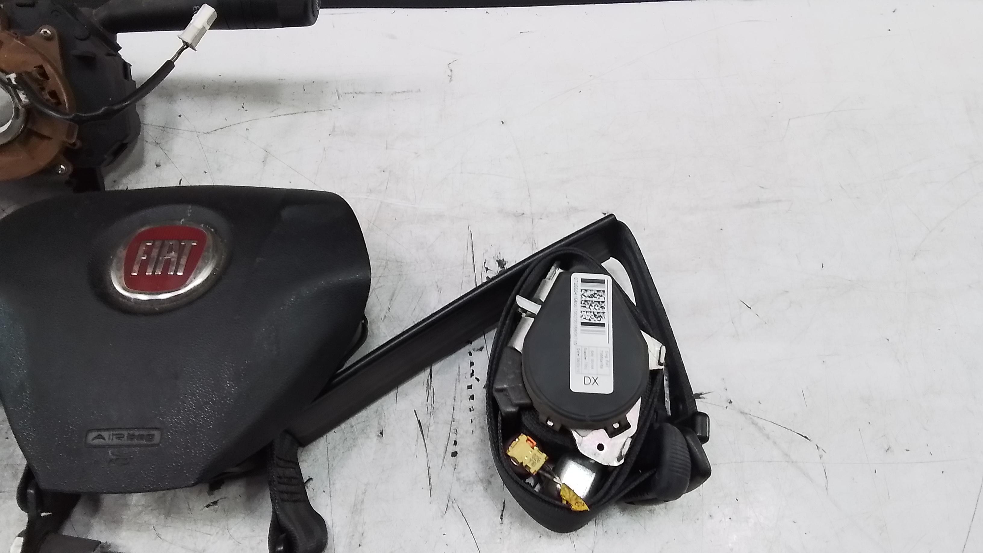 KIT AIRBAG COMPLETO FIAT DoblÃ² Cargo (10>18) Benzina RICAMBI USATI