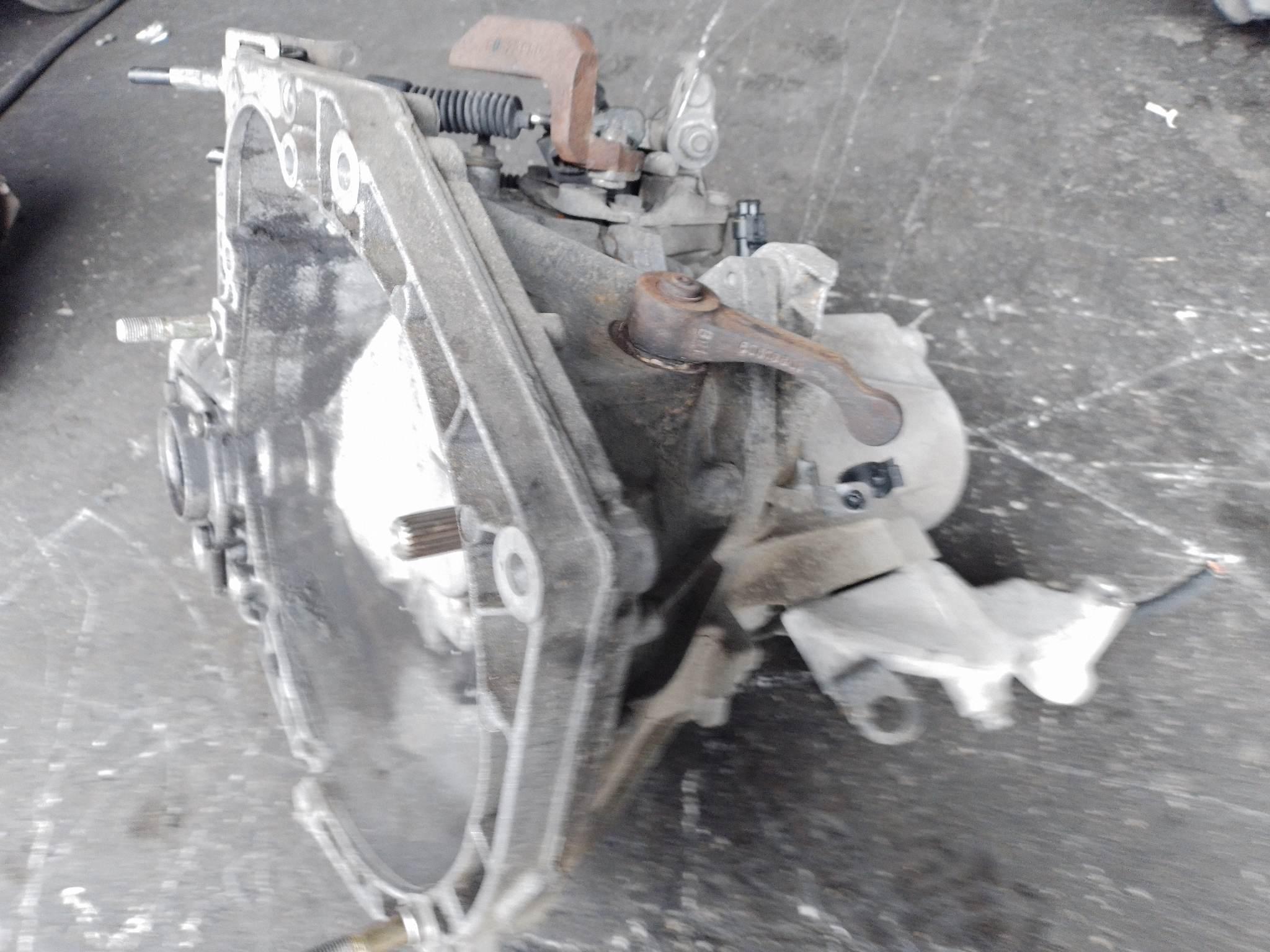 Árbol De Transmisión Delantero Izquierdo Sin ABS Para Alfa Romeo 147, GT 937, 156 Sportwagon - Recambio