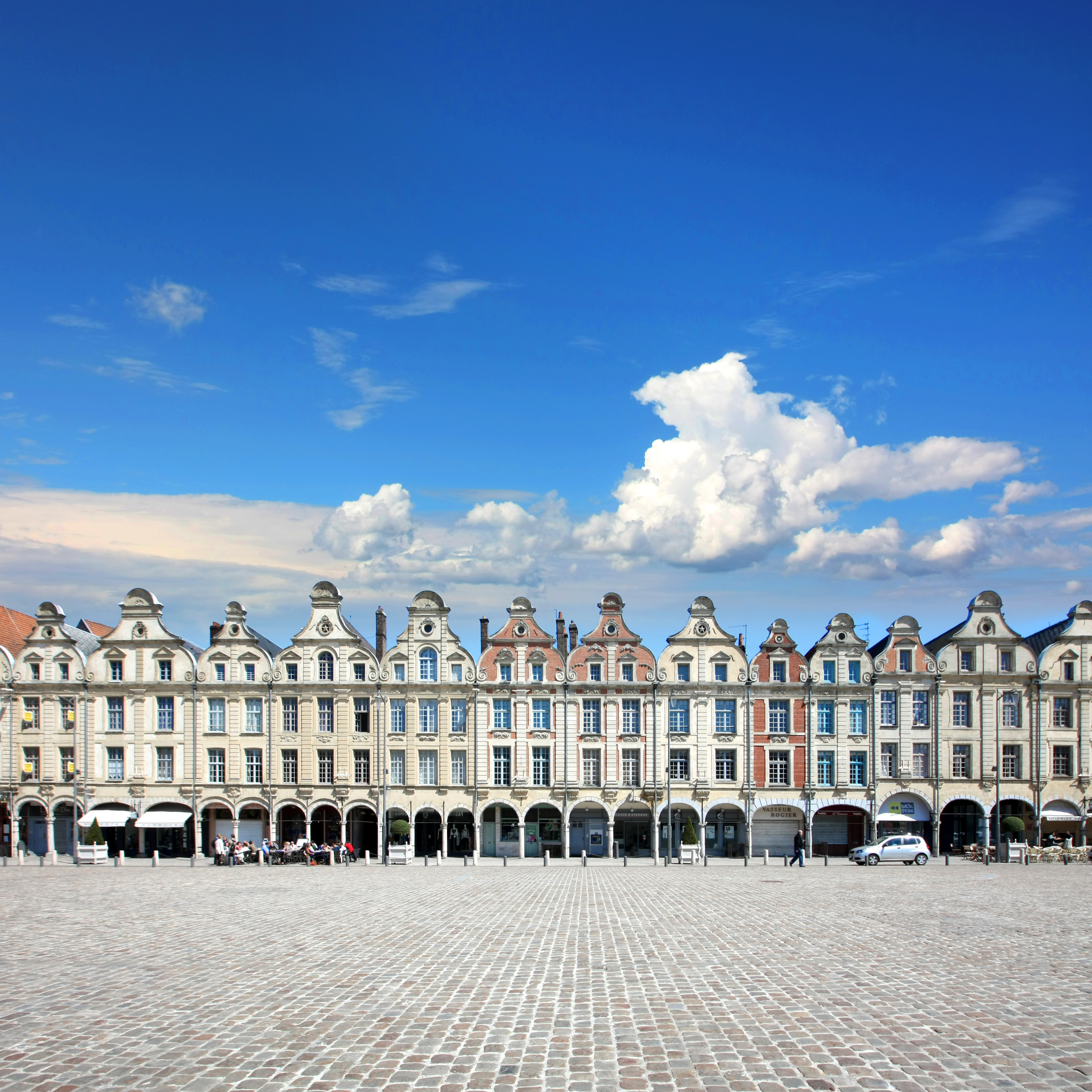 10 km d'Arras
