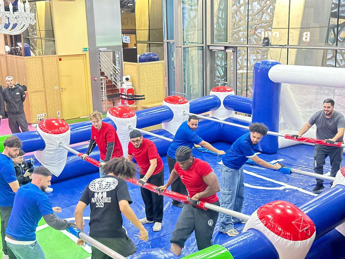 Baby Foot Géant Gonflable 