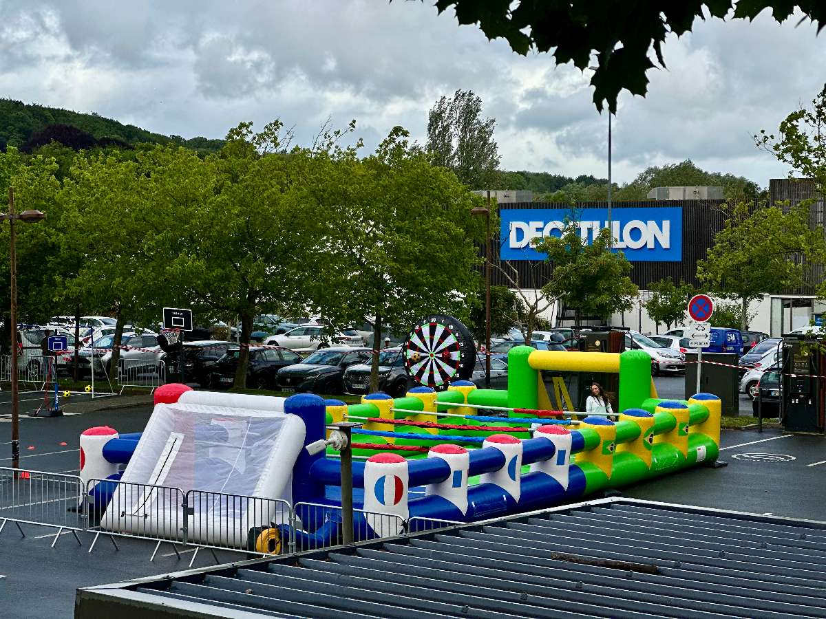 Baby Foot Géant Gonflable