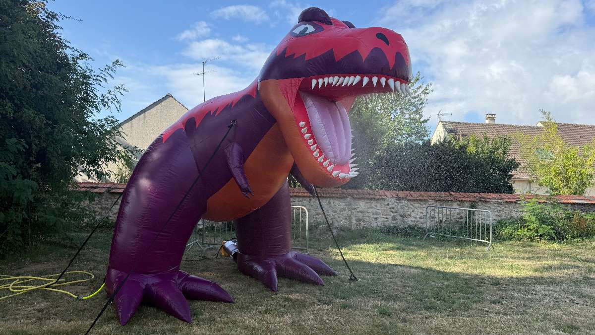Brumisateur Gonflable Dinosaure