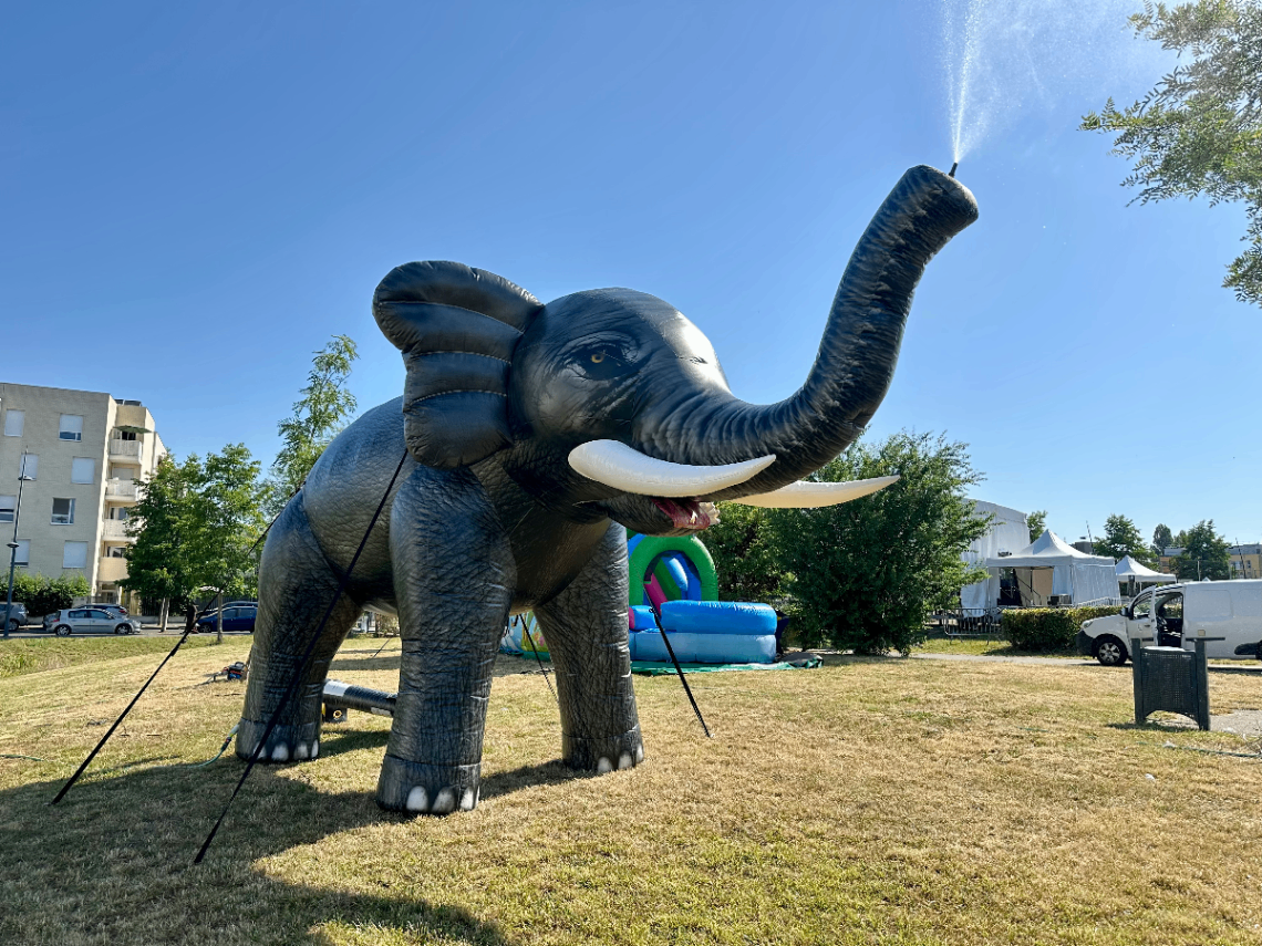 Brumisateur Gonflable Éléphant