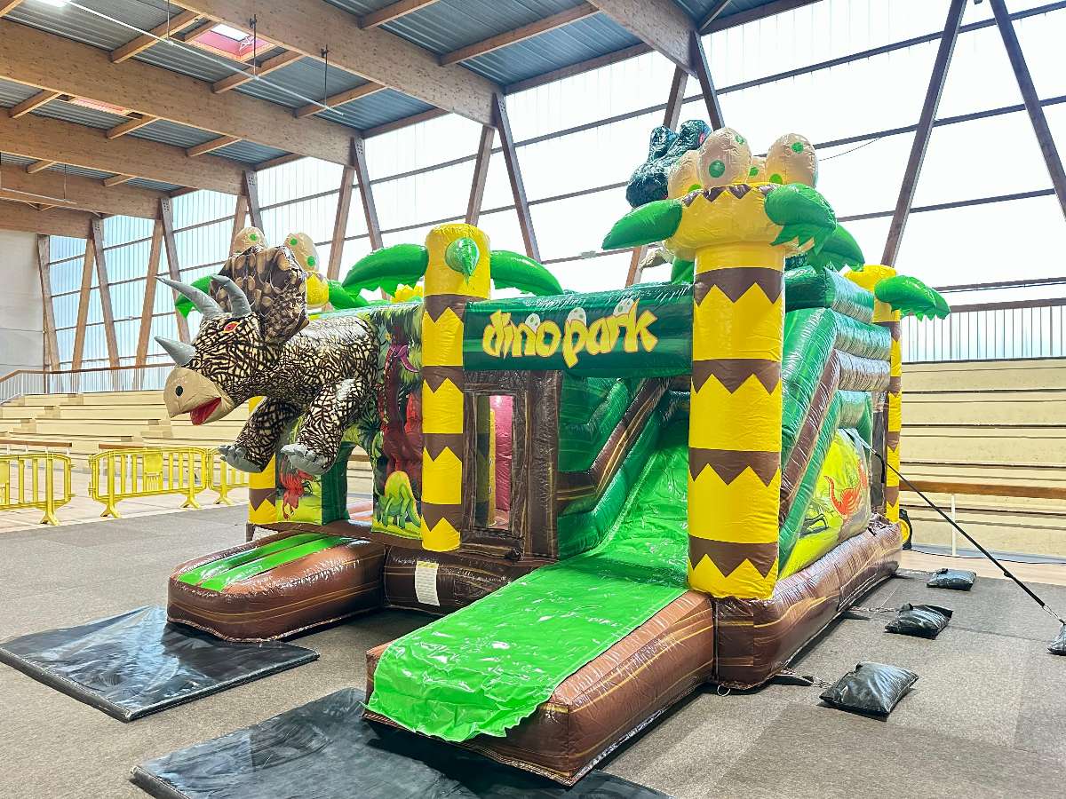 Château Gonflable Dinosaures