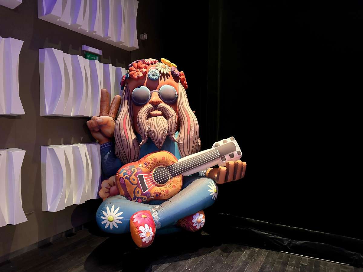 Guitariste Hippie gonflable