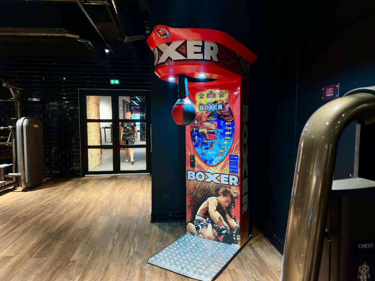 Machine à Coup de Poing