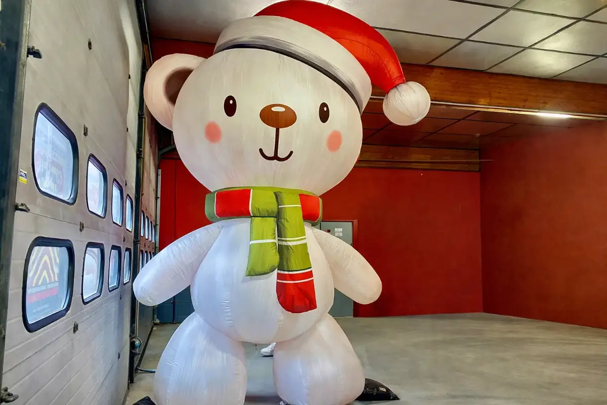 Nounours géant gonflable
