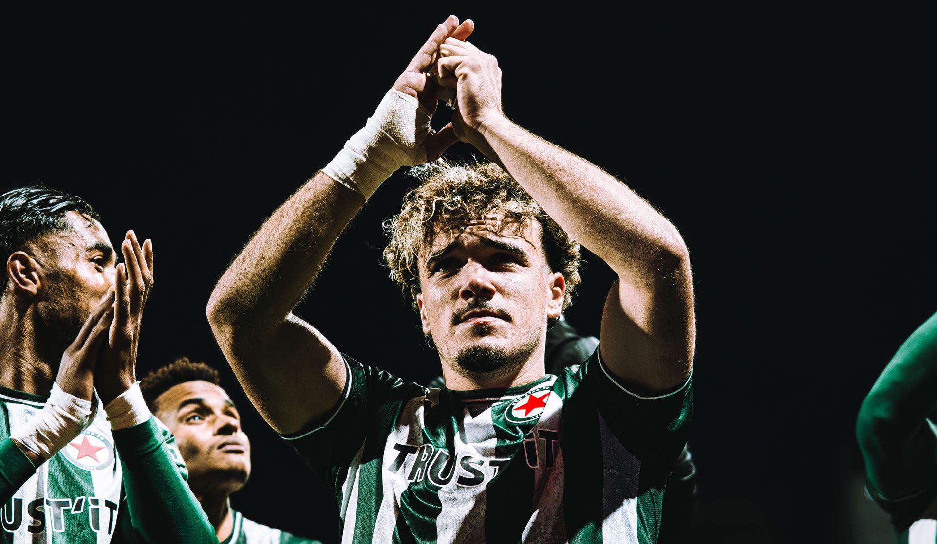 JOUEUR DU MOIS DE DÉCEMBRE