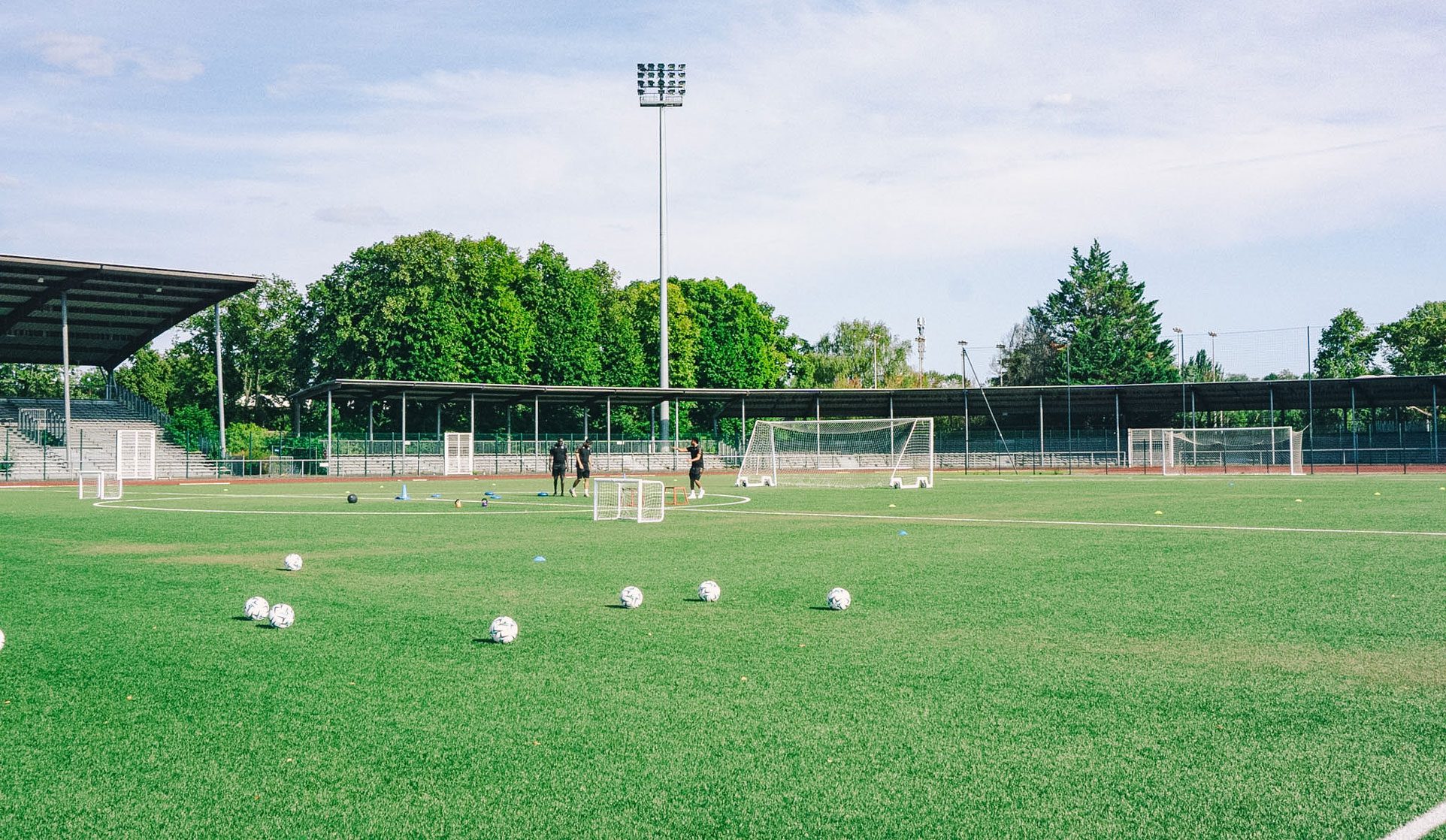 PROGRAMME JEUNES DU WEEK-END