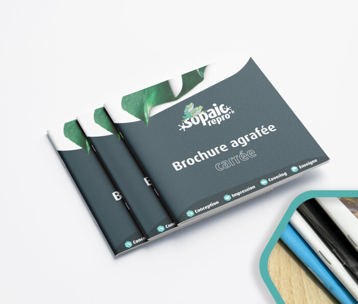 Brochure agrafée carrée fermée