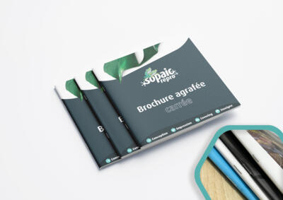 Brochure agrafée carrée fermée