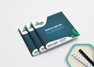 Reliure spirale plastique format carré