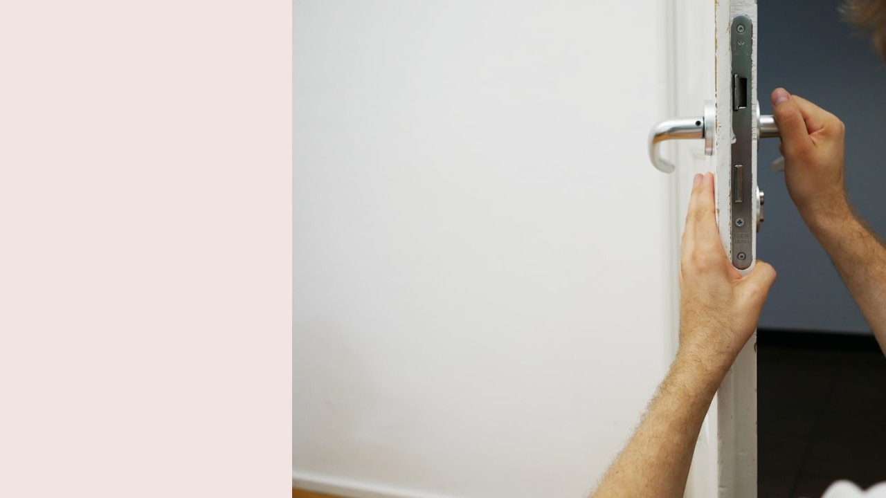 Blinder une porte existante pour renforcer son entrée