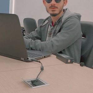 مستقل