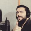 معلق صوتي ومنتج محتوى