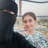 طبيب مترجم كاتب محتوى صانع فيديوهات