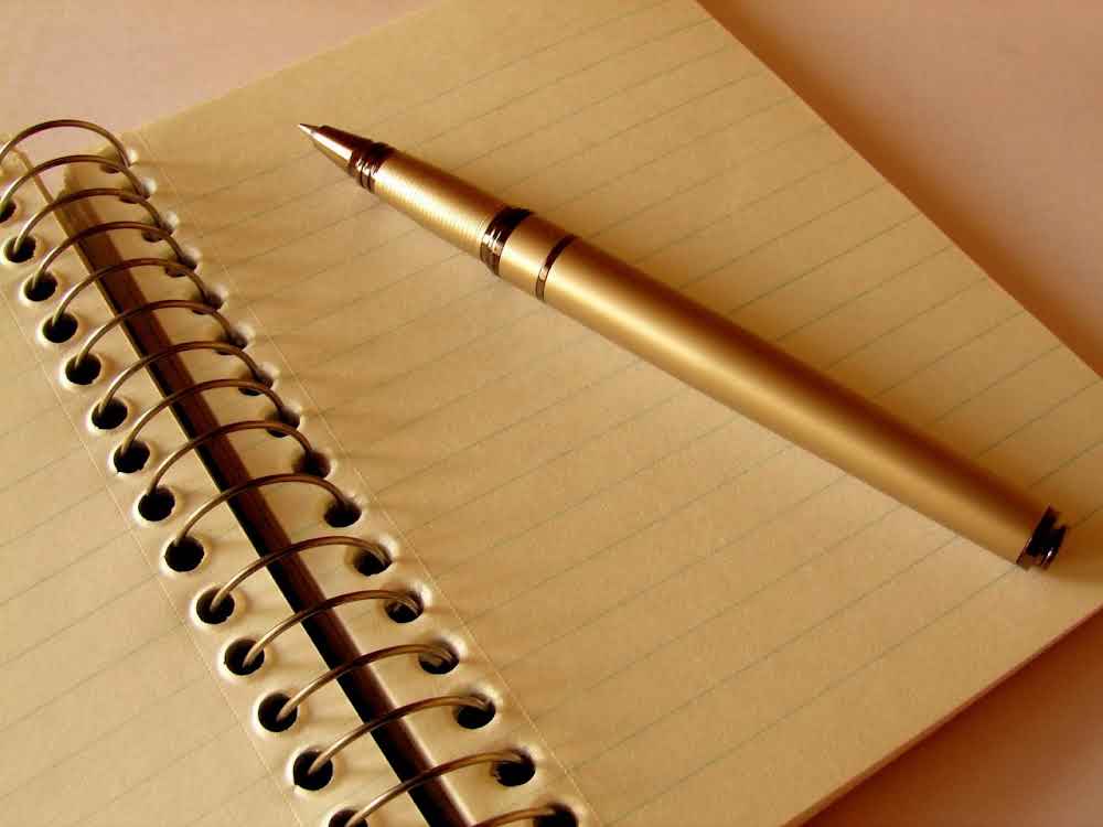 ترجمة للكتب والمقالات والابحاث العلميه