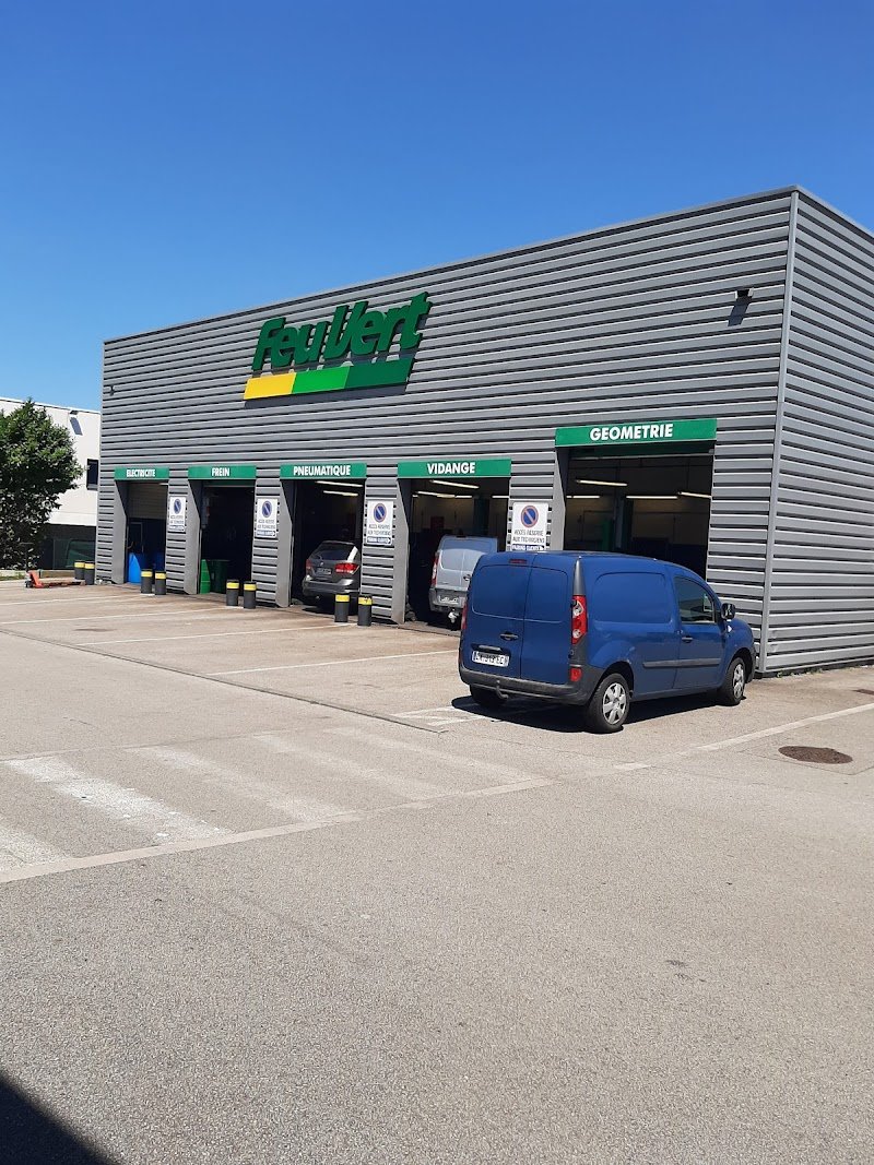 Feu Vert Auto Center Auray