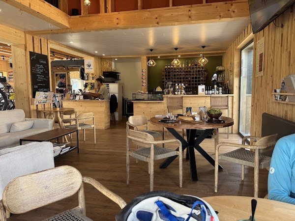 BC Shop Bike & Coffee Shop - Photo 2