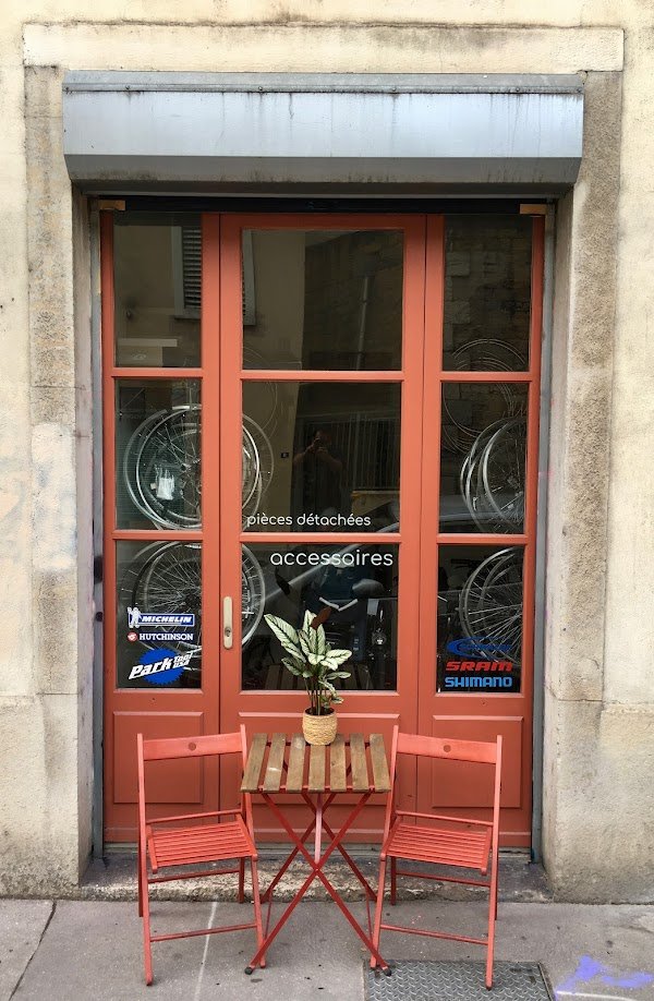 une roue et demie, atelier vélo - Photo 3