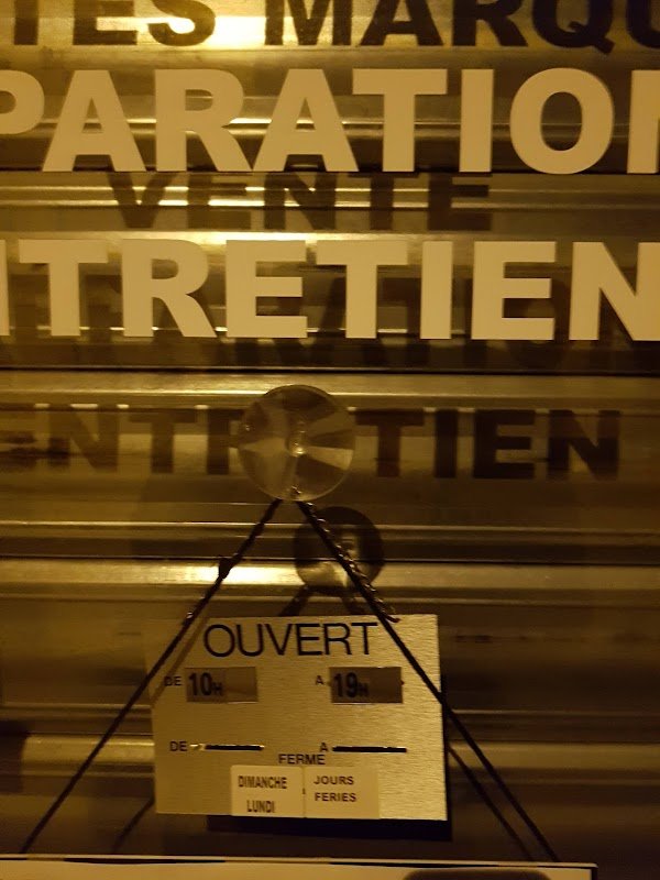 BICYCLES AND COMPANY - Photo 2