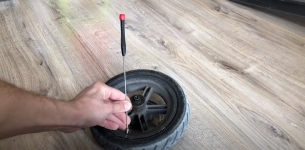 Vélo Cycle Trottinette à Lyon - Photo 4