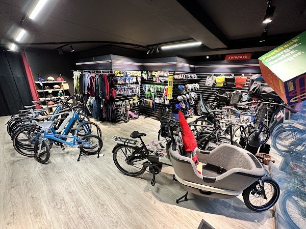 Mondovélo Reims City, Vente, accessoires, atelier de réparation de vélo - Photo 2