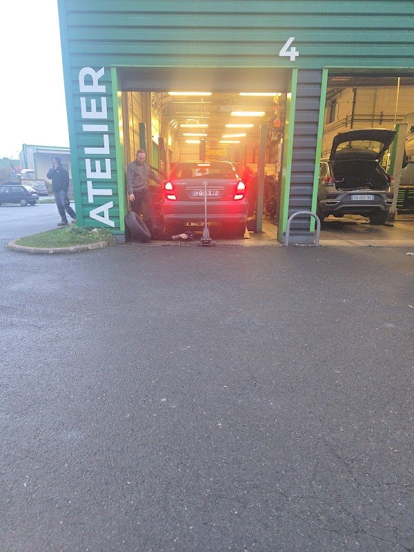 Auto Feu Vert Epernay Center - Photo 3