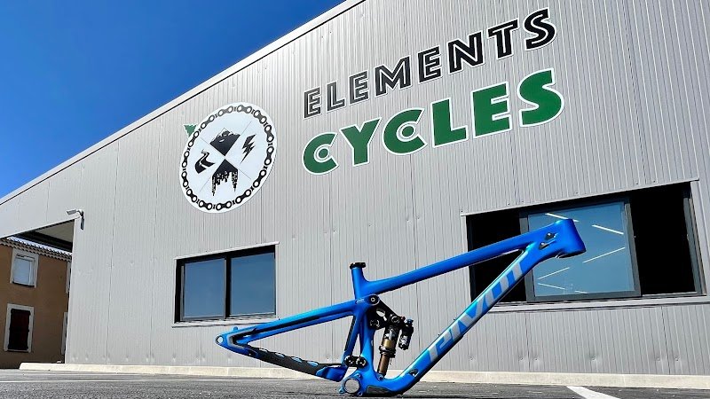 Elements Cycles