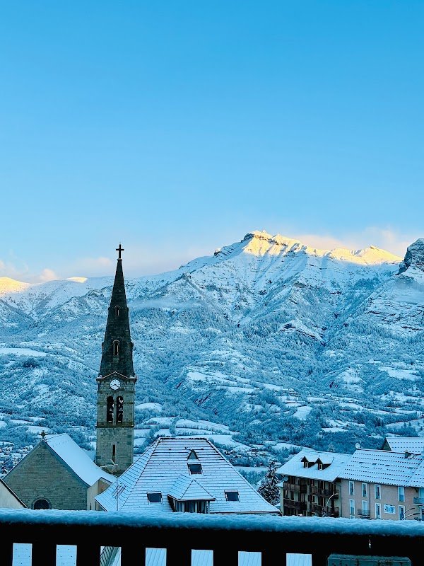 EYMAR DAUPHIN SPORTS - SPORT 2000 ST LEGER -Location ski Saint Léger les Mélèzes - Photo 3