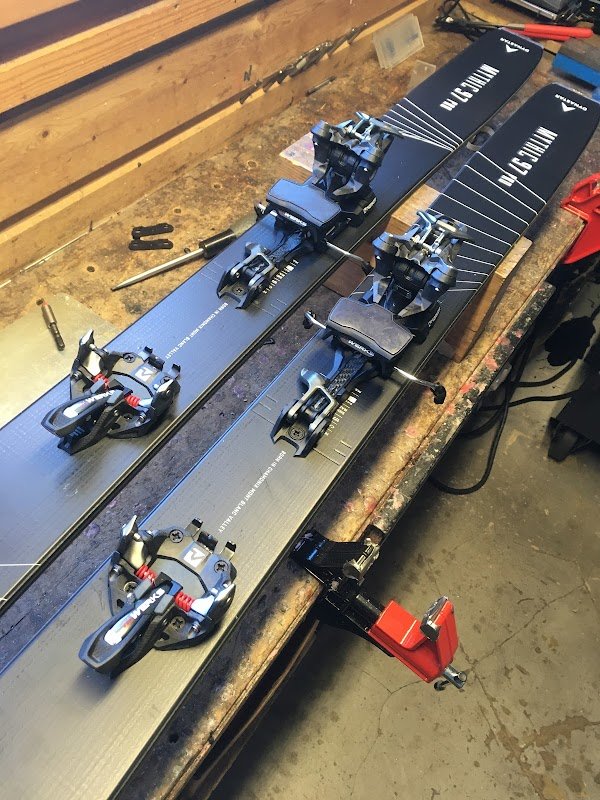 AVALANCHE SKI SHOP VARS - Photo 5