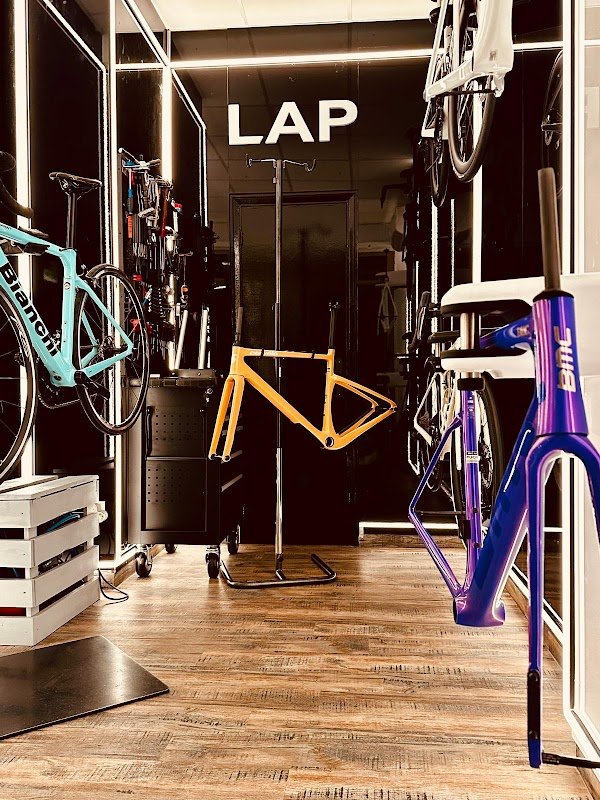 LAP Bikes - Photo 2