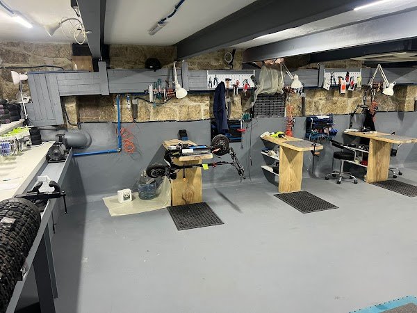 TROTT & BIKE SERVICE - Photo 2