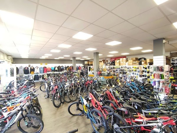 CYCLES OMEGA - Photo 2