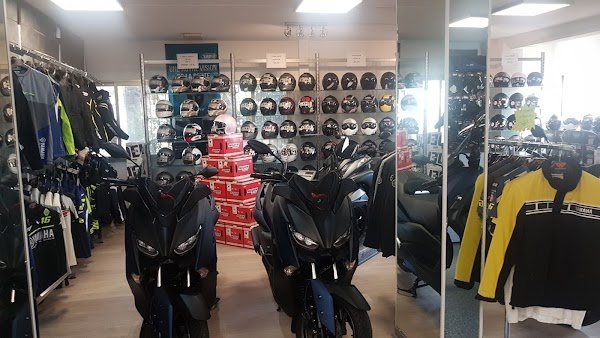Yamaha Moto Best of Bike saint laurent du var - Photo 2
