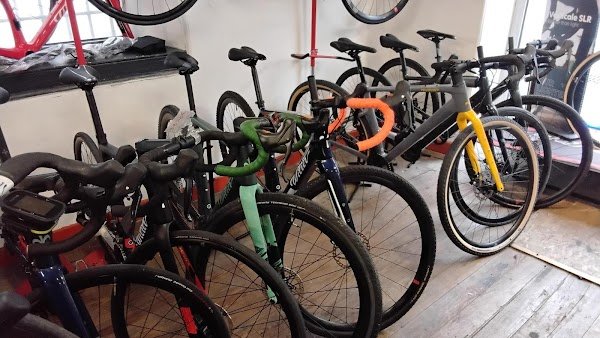 Tournon Cycles - Photo 2