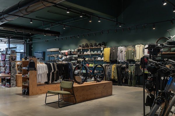 Cycles · Magasin de vélo Trek | Colnago | Mondraker | Kalkhoff | Riese & Müller - Aubenas - Photo 3