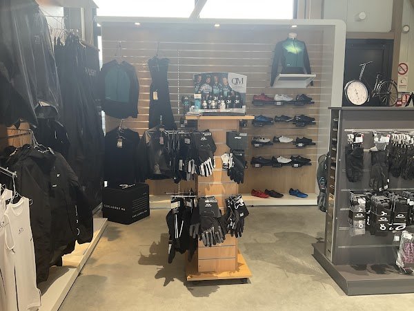 GENERATION VELO FOIX LOCATION VENTE REPARATION - Photo 3