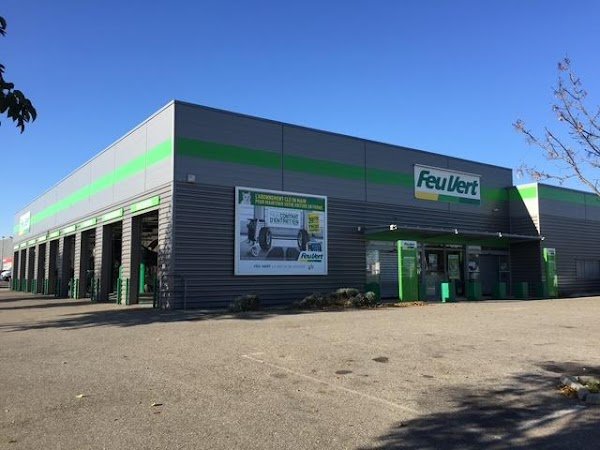 Auto _ Feu Vert Carcassonne Center - Photo 3