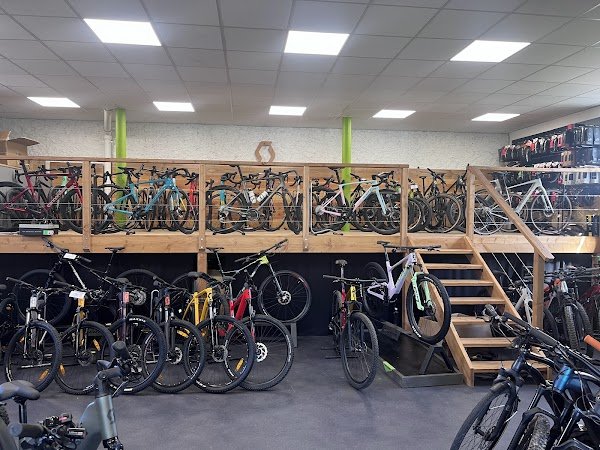 Saint Aff bike shop - Photo 2