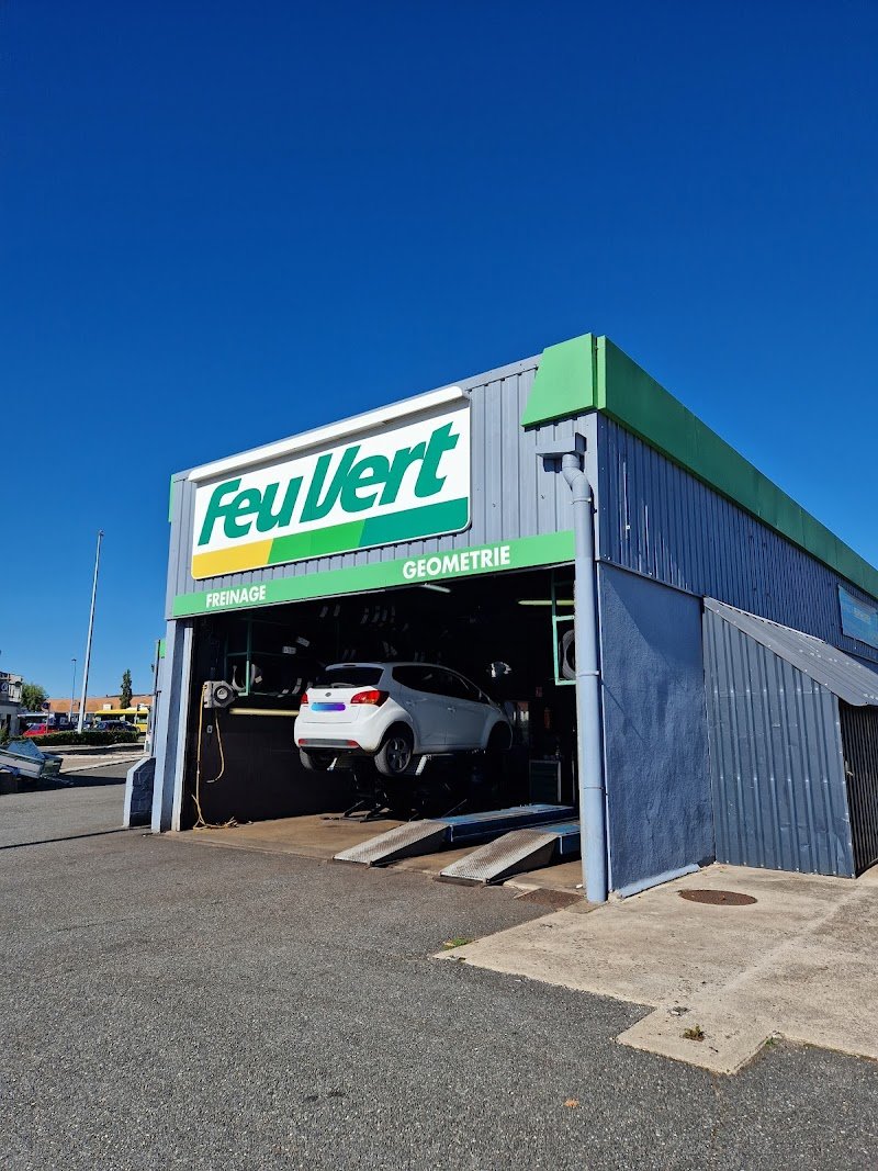 Auto Feu Vert Rodez Onet le Château Center