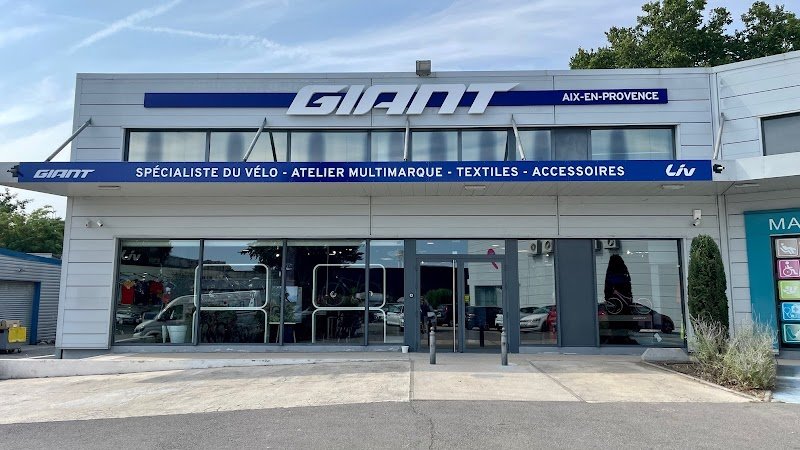 Giant Aix en Provence
