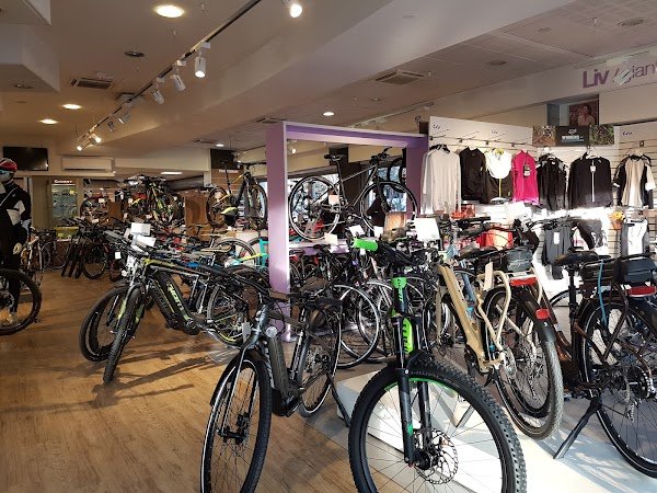 Giant Aix en Provence - Photo 2