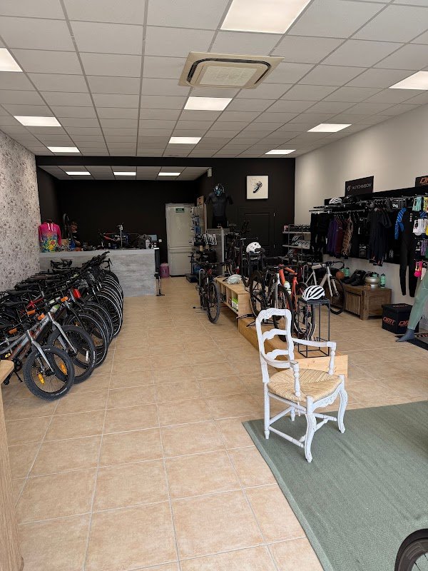 Tri Bike Shop Luberon - Vente Réparation & Location Vélo - 84 Vaucluse - Photo 2