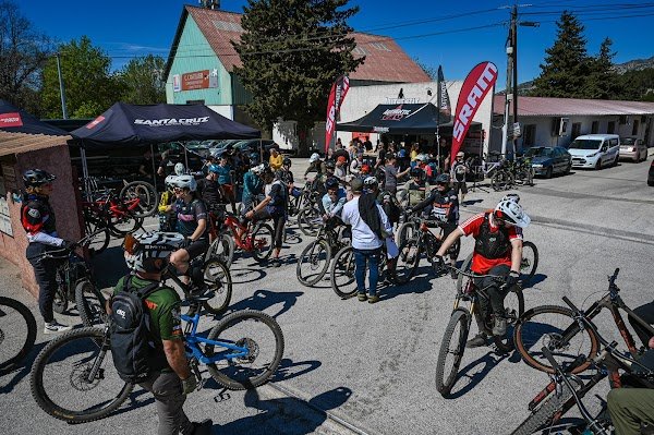 Authentic Bicycle Shop - Photo 2