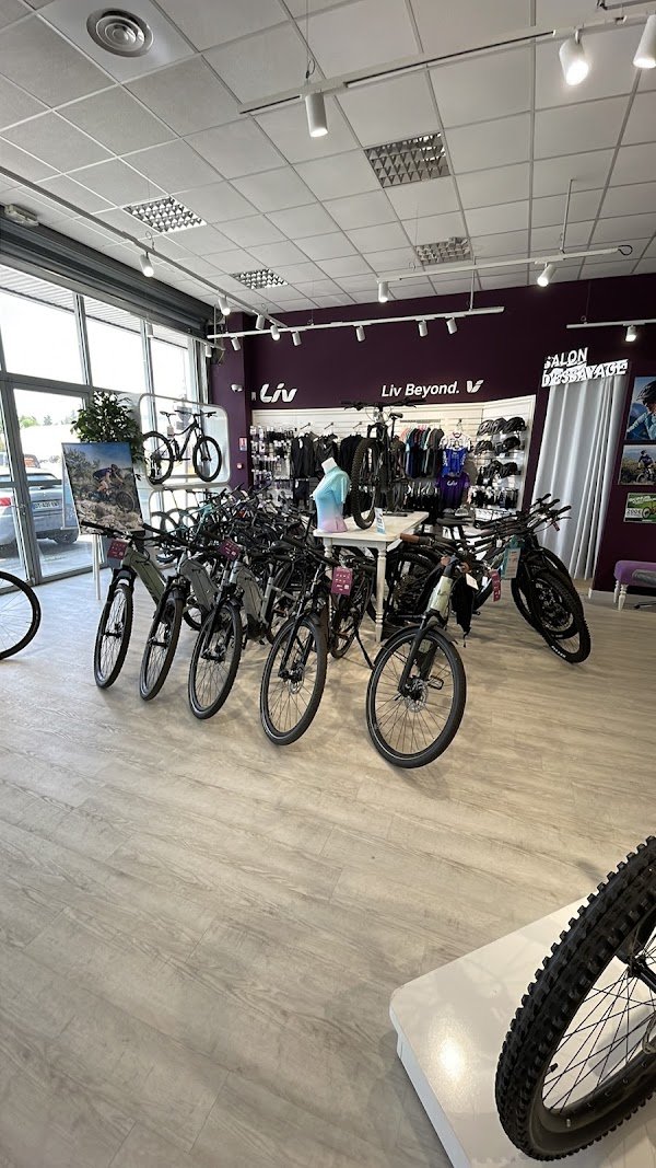 Giant Nîmes - Photo 2