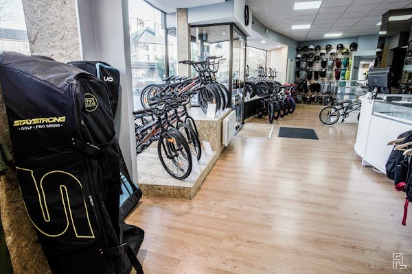 Les Trois Roux BMX SHOP - Photo 2