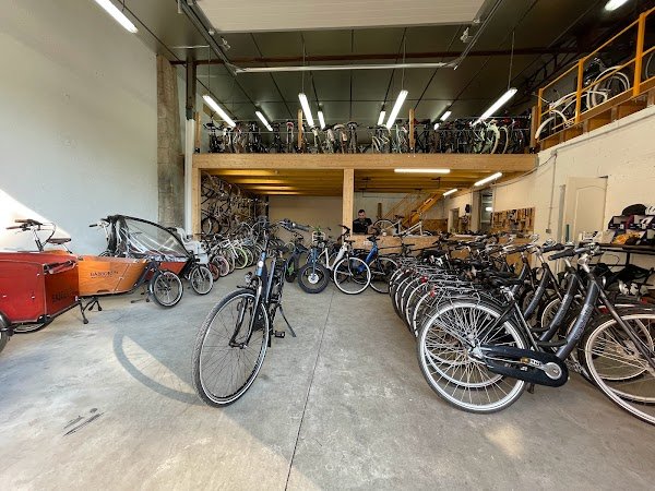 Calaise Bicycle - Photo 3