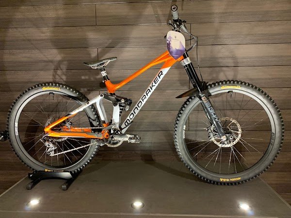 Gravity Bike Store - Photo 2