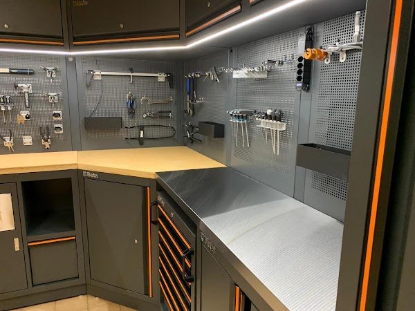 Gravity Bike Store - Photo 4